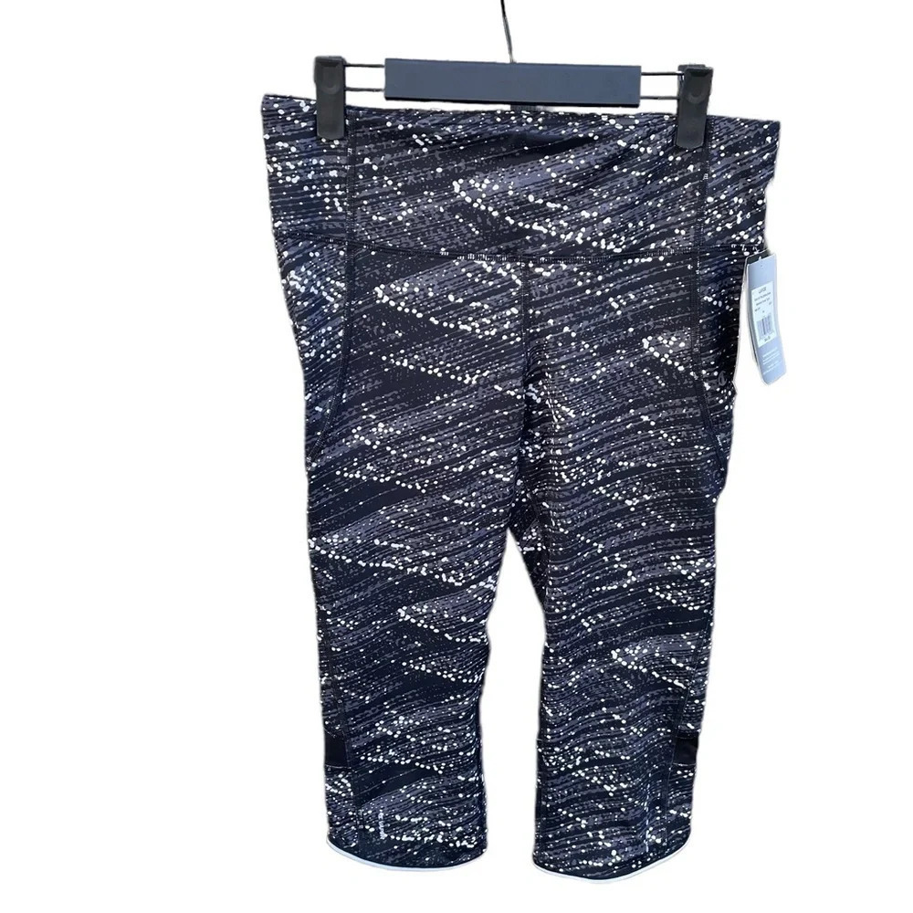 NWT CHAMPION MARATHON CROPPED LEGGINGS